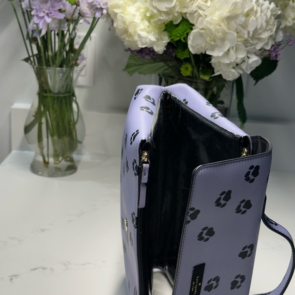 Kate Spade Davie Cosmetic Travel Bag Paw Prints in RARE Lavender EUC! - Picture 6 of 11